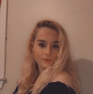 Meet your Posher, Carolina